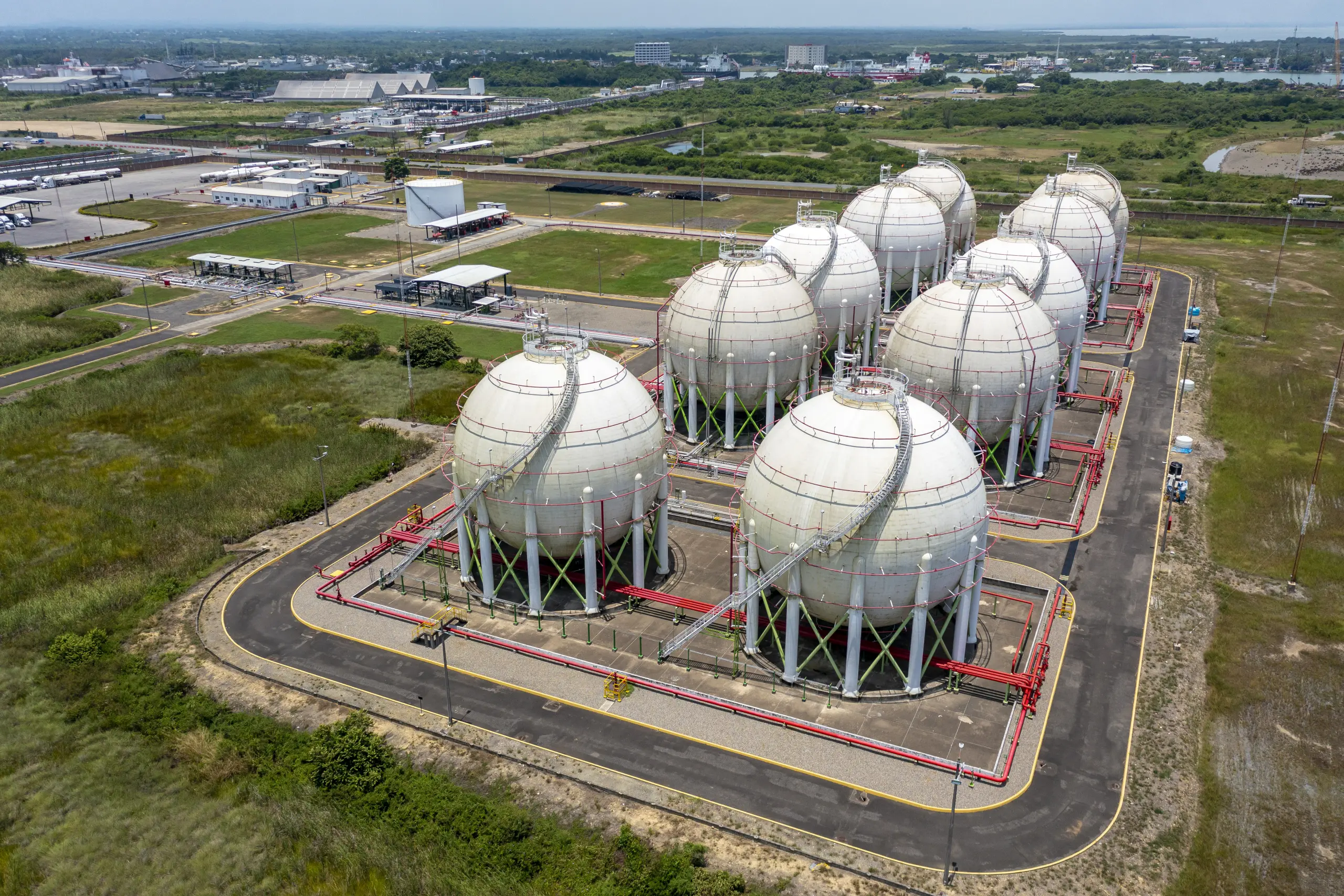 Esferas de almacenamiento de Gas L.P. de termigas